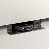 LG ha creado un robot aspirador “invisible”. Se guarda bajo el fregadero, hace poco ruido y mantiene la mopa siempre lista