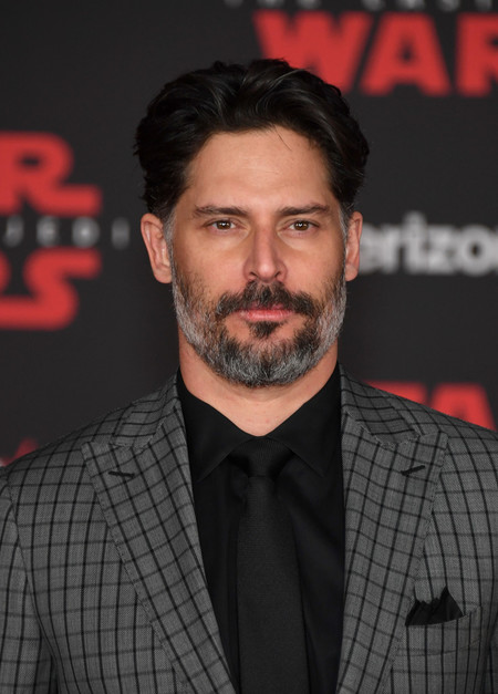 El look a cuadros de Joe Manganiello en la premiere de 'The Last Jedi' es lo más elegante que verás hoy y que querrás llevar mañana