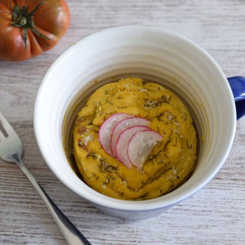 He dejado de freír los huevos en la sartén. Ahora los hago en una taza de desayuno y me gustan muchísimo más 