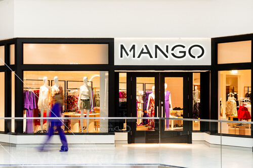 Cinco chaquetas de Mango con hasta un 75% de descuento que marcan tendencia este otoño 
