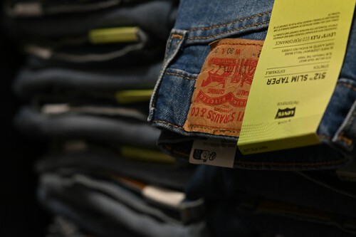 Levi's lanza una mega liquidación de pantalones vaqueros a casi mitad de precio: estos son todos los modelos que puedes llevar 