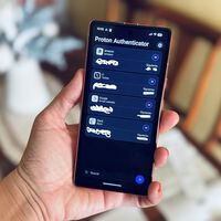 La mejor app de autenticación de doble factor gratis que he probado es open source, europea y es más segura que la de Google