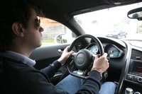 España eliminará la discriminación por sexo en el precio en los seguros de coche en 2013