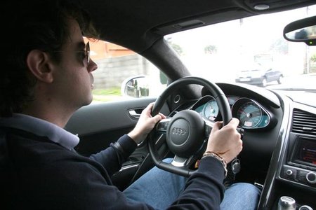 España eliminará la discriminación por sexo en el precio en los seguros de coche en 2013