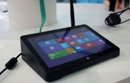 PiPO X8, un set-top-box con Windows 8.1 que también es un tablet de escritorio