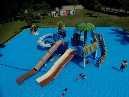 A solo 1 hora de Guadalajara está el balneario con entrada en menos de 100 pesos, aguas de manantial y zona para acampar