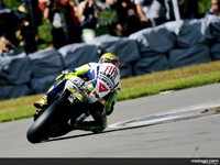 Valentino Rossi se lleva la pole en Donington Park
