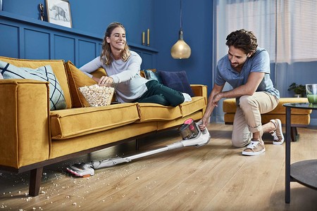 Ofertas de Amazon en robots aspiradores y aspiradores verticales de marcas como Roomba, Hoover, Philips o Experobot