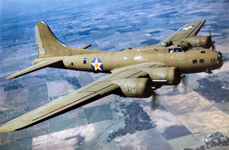 B 17e In Flight Color