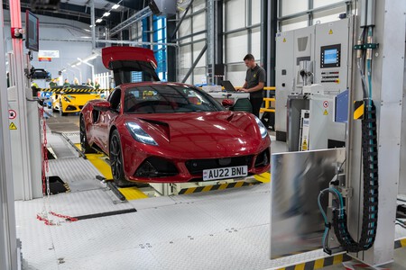 Lotus Emira 2022 Prueba 019