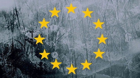 La Comisión Europea ha decidido que nada de lo que se negocie por WhatsApp es relevante (vulnerando su reglamento de transparencia)