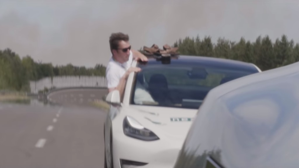 Tesla Model 3 Autopilot Record 1