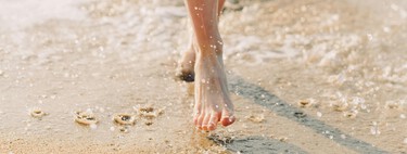 Adiós talones agrietados: la solución de un dermatólogo con solo dos productos para lucir sandalias este verano 