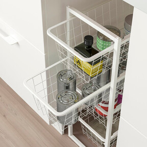 Ikea tiene por menos de 30 euros un mueble auxiliar compacto y discreto que suma en almacenamiento en cocinas pequeñas