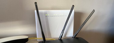 Colocar las antenas de tu router para mejorar la WiFi tiene truco: así puedes lograr la mayor cobertura en casa
