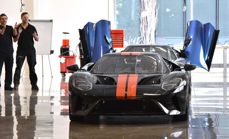 ¡Menudo regalo! El primer Ford GT llegará a casa de su dueño por Navidad