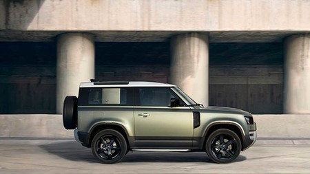 Land Rover Defender 2020
