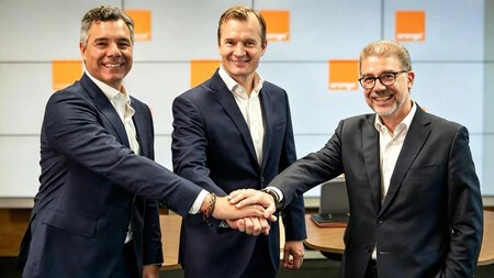 Equipo Directo Orange Espana
