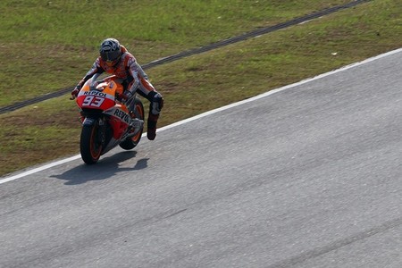 Marc Márquez acaba el test de Sepang con la vuelta más rápida jamás dada al trazado