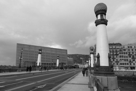El Kursaal del Festival de Cine de San Sebastián celebra su 20 aniversario. Vídeo