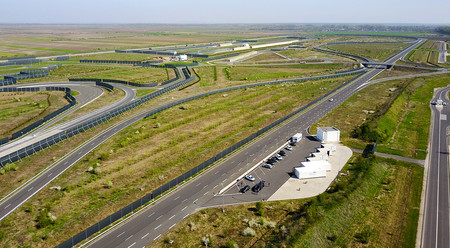 De los R8 comunistas al triunfo de los coches low cost. 50 años de Dacia y su modernización