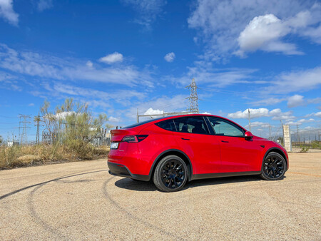 Tesla Model Y Prueba Contacto 6