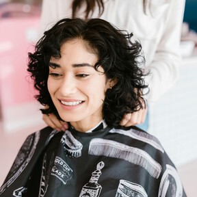 Los seis cortes de pelo rizado más bonitos y en tendencia para decir adiós al pelo aburrido 