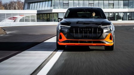 Audi E-Tron S frontal