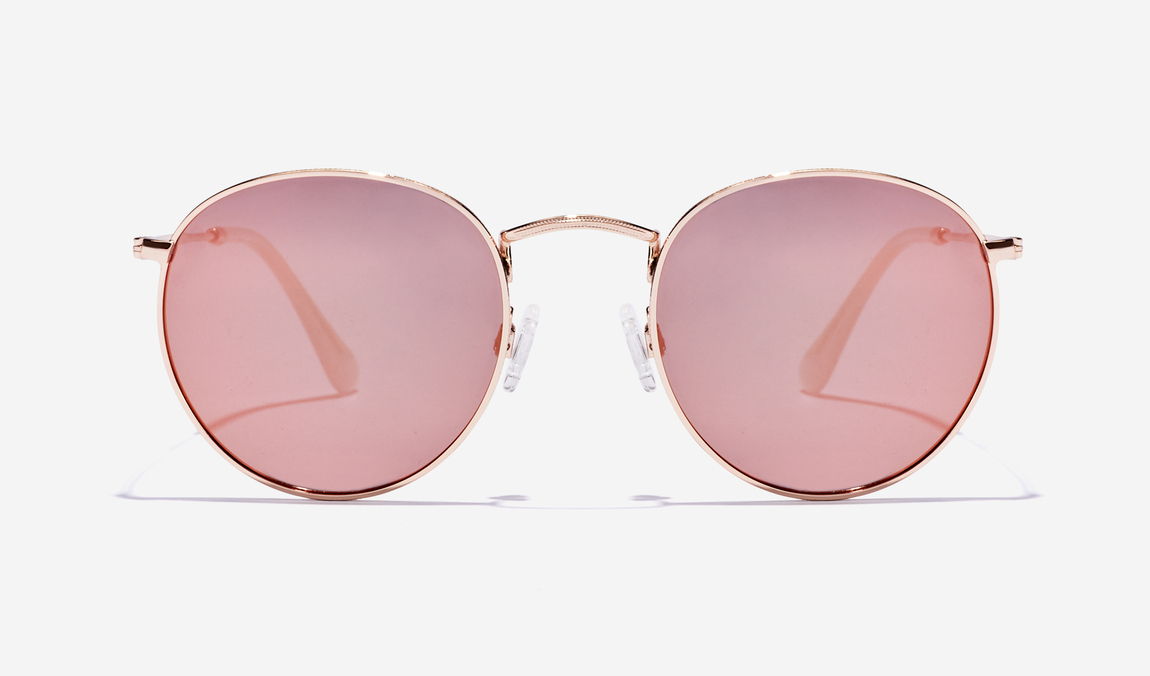 Siete modelos de gafas de sol Hawkers que puedes llevarte con un 35% de  descuento en las rebajas del Festival Season