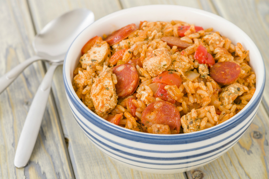 Qué es el jambalaya, el plato icónico de la cocina criolla y cajún (y