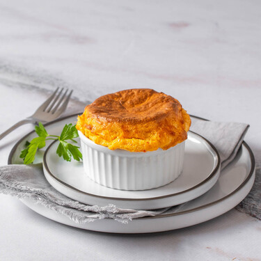 Soufflé de queso:  la receta francesa más clásica, ideal para una comida festiva