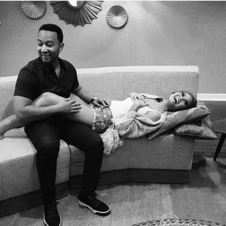Baby News: Crissy Teigen está embarazada y Carey Muligan confirma que tuvo una nena