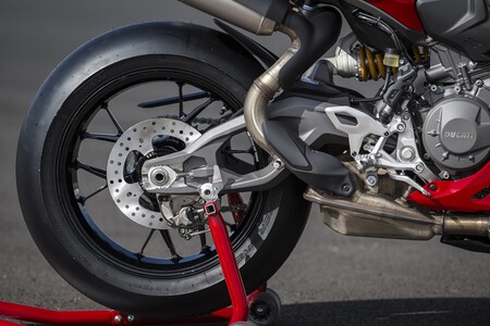 Ducati Panigale V2 S 2025 Prueba 016