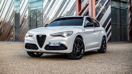Alfa Romeo Stelvio Veloce Ti 2021, inspiración Quadrifoglio y 500 hp para el SUV italiano