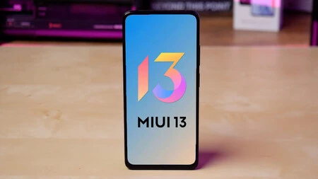 Xiaomi hace oficial su tercera fase de despliegue de MIUI 13: hasta 21 nuevos teléfonos podrán actualizar muy pronto