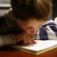 El reto en las escuelas en México no es la IA, es que hay niños en tercer grado que no saben ni leer  