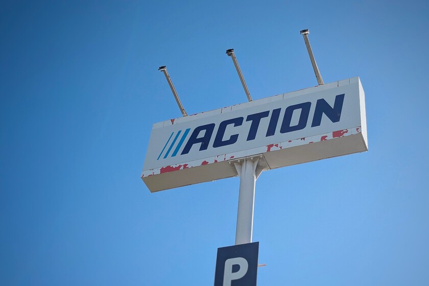 Action 002 1