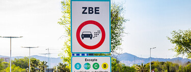 No solo multas: los peajes urbanos llegarán a las ZBE el año que viene. Esto es lo que sabemos hasta ahora 