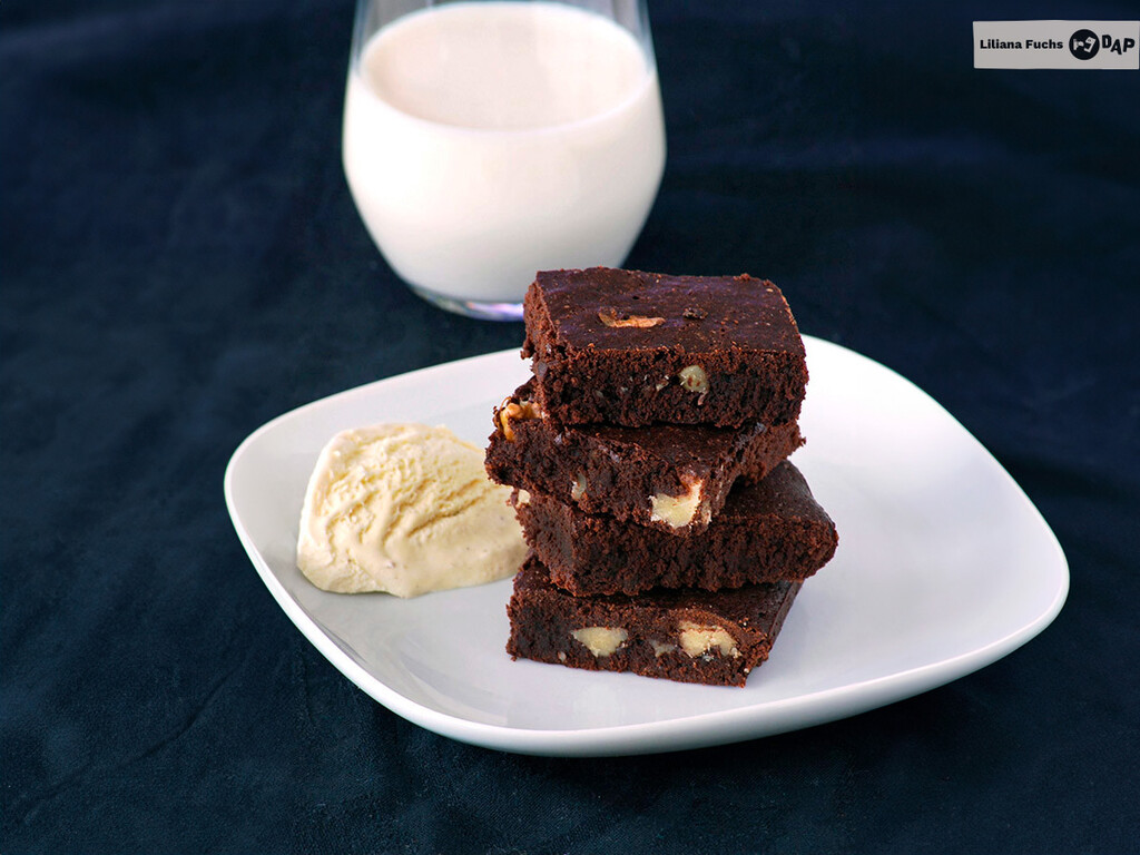 Brownie de chocolate, la receta americana clásica y más fácil para que salga riquísimo