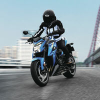 La Suzuki GSX-S1000 rebaja su precio 700 euros: una moto naked de 145 CV ahora por 12.200 euros