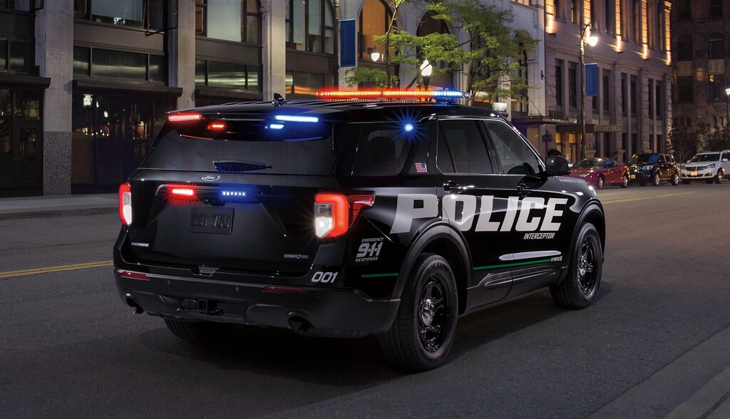 Ford tiene una idea para acabar con el exceso de velocidad: crear una red de coches "chivatos". Y ya ha presentado la patente 