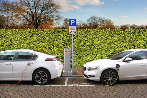 ¿Es la red eléctrica actual suficiente para cubrir la demanda de los coches eléctricos?