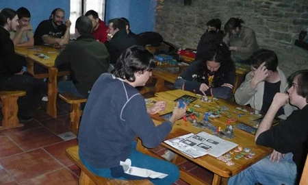 Únete a un club de rol y prueba montones de juegos