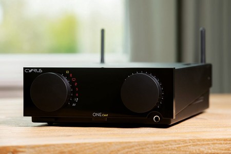 El Cyrus ONE Cast quiere actualizar las funciones de un sistema HiFi compacto al mundo del streaming y los asistentes de voz