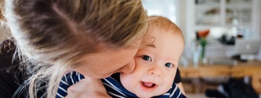 "Tengo una bebé feliz y ese es ahora el estándar bajo el cual me juzgo a mí misma como mamá": la reflexión viral de una madre