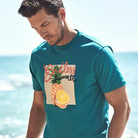 Últimos días para aprovechar el remate final de Cortefiel con descuentos de hasta el 70% en camisetas para este verano  