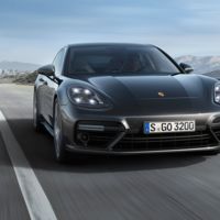 El nuevo Porsche Panamera es, oficialmente, el sedán más rápido de Nürburgring