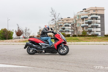 Kymco Super Dink 300