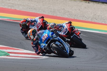 Si un piloto hubiese acabado cuarto en todas las carreras de MotoGP en 2020 iría líder del mundial