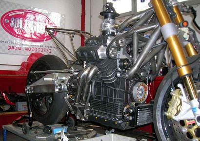 Hyper Twin 01